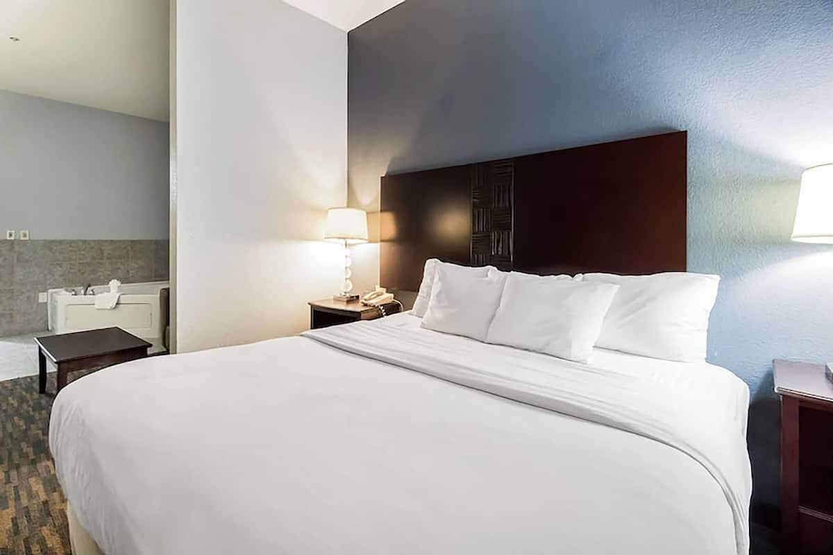 Pillow-top beds, desk, laptop workspace, free WiFi
