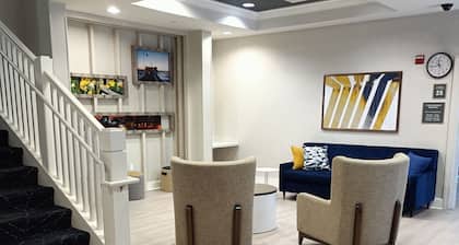 Comfort Inn & Suites Virginia Beach - Norfolk Airport