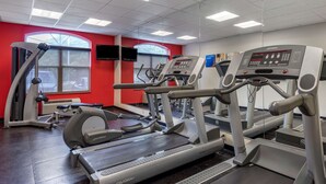 A gym with treadmills, elliptical machines, and a rowing machine. - Comfort Inn & Suites Virginia Beach - Norfolk Airport (Virginia Beach)