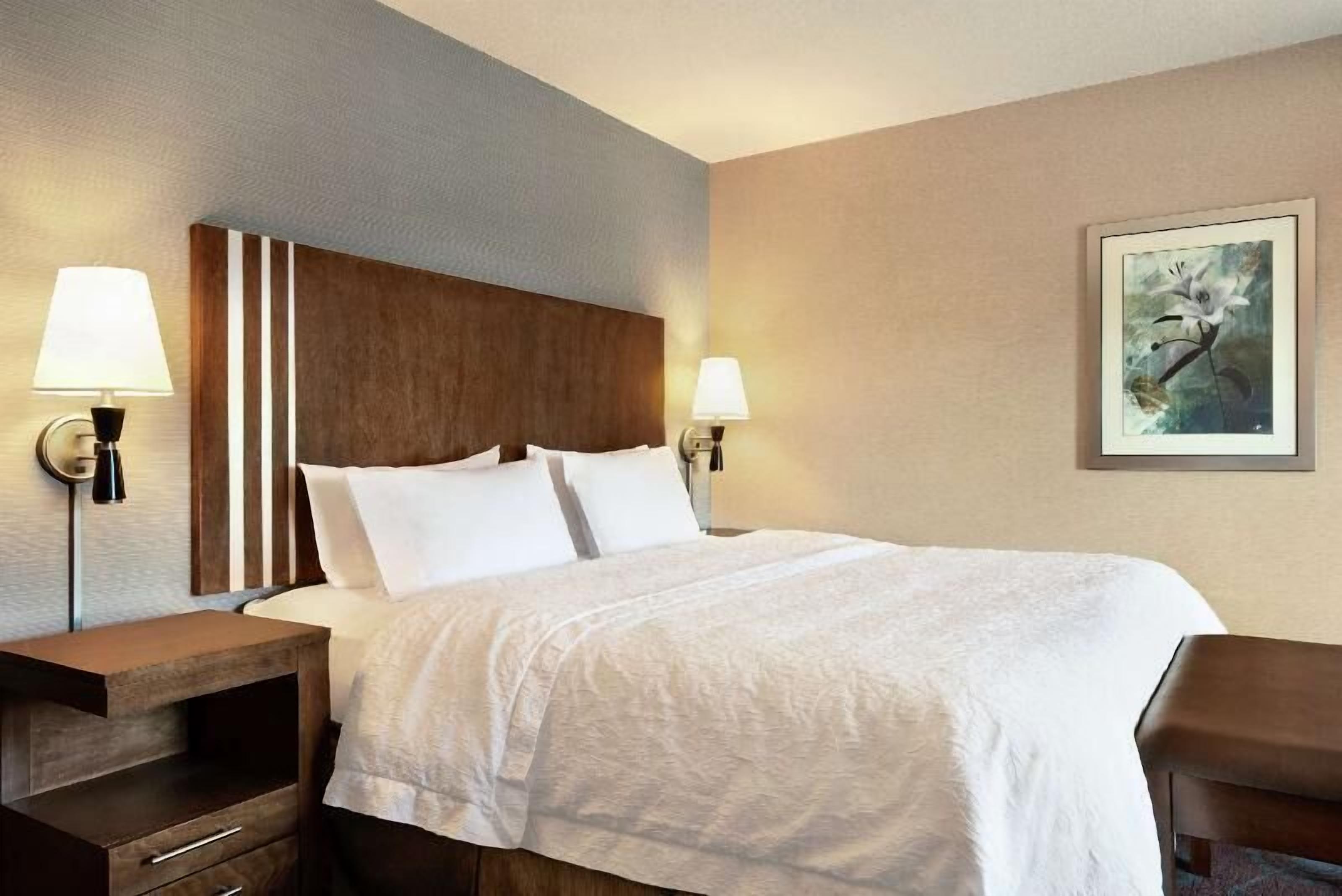 In-room safe, desk, laptop workspace, rollaway beds