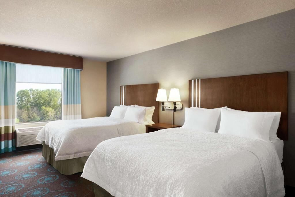 In-room safe, desk, laptop workspace, rollaway beds