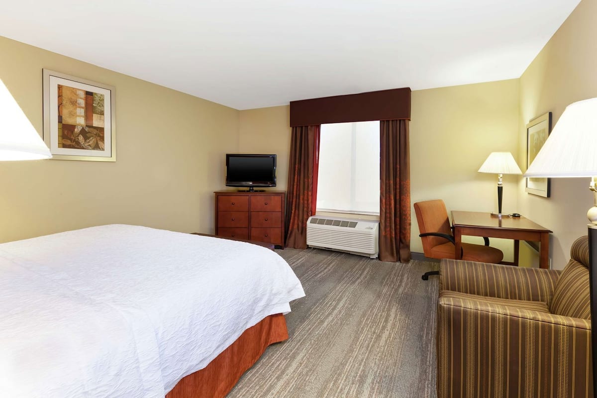 In-room safe, iron/ironing board, free wired internet, bed sheets