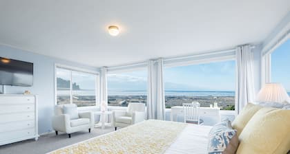 Seaside Vacation Homes