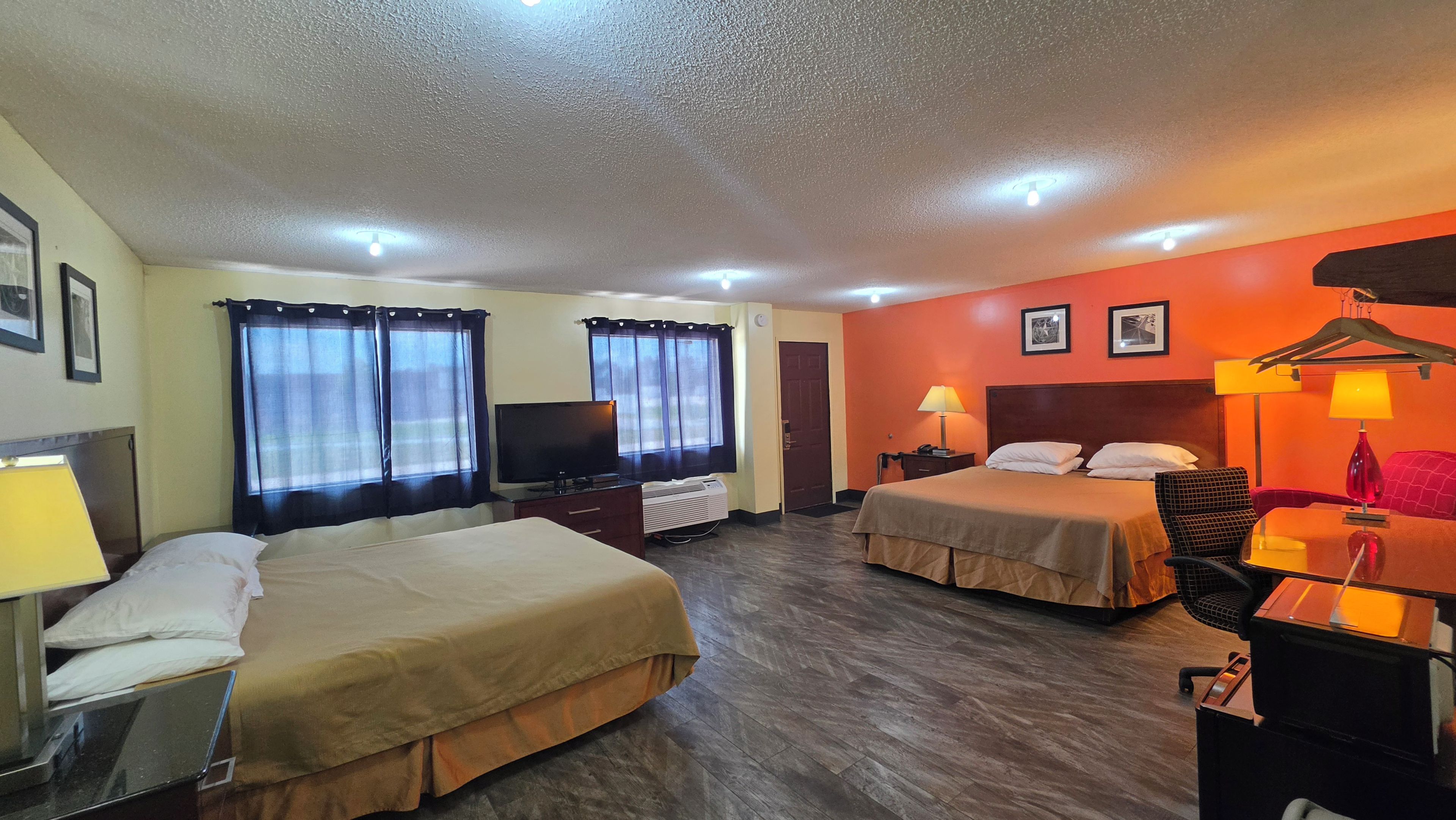 King Room with 2 King Beds
