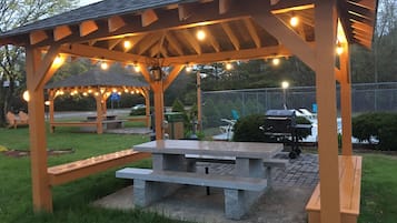 BBQ/picnic area
