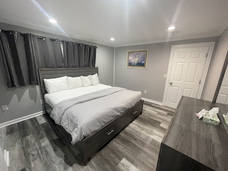 Standard Apartment | Down comforters, individually furnished, desk, laptop workspace. Aquastar Inn