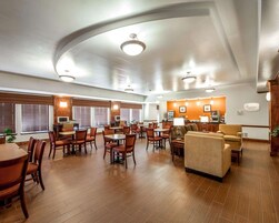 Desayuno completo incluido todos los días 