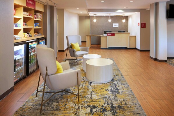 Reception - TownePlace Suites by Marriott Winchester (Winchester)