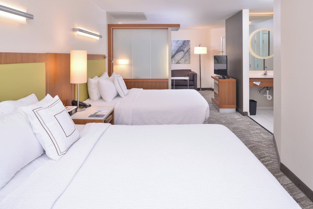 In-room safe, desk, laptop workspace, iron/ironing board