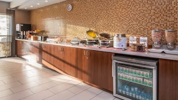 Desayuno continental incluido todos los días