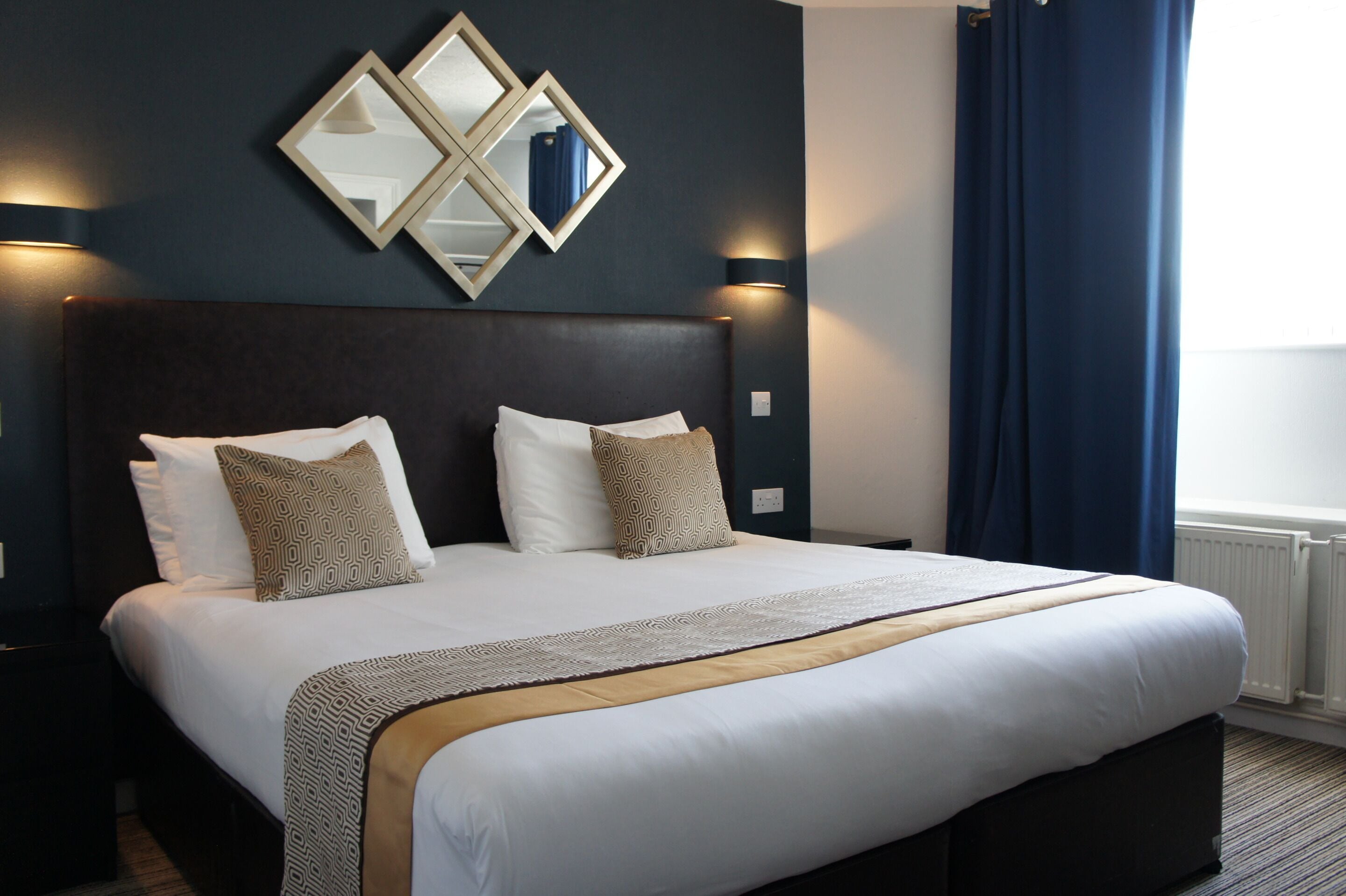 Superior-Doppelzimmer, mit Bad | Allergikerbettwaren, Verdunkelungsvorhänge, Bügeleisen/Bügelbrett