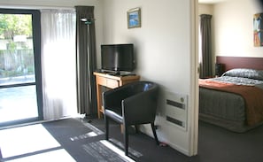 Apartamento, 1 quarto | Roupas de cama premium, ferros/tábuas de passar roupa, Wi-Fi de cortesia