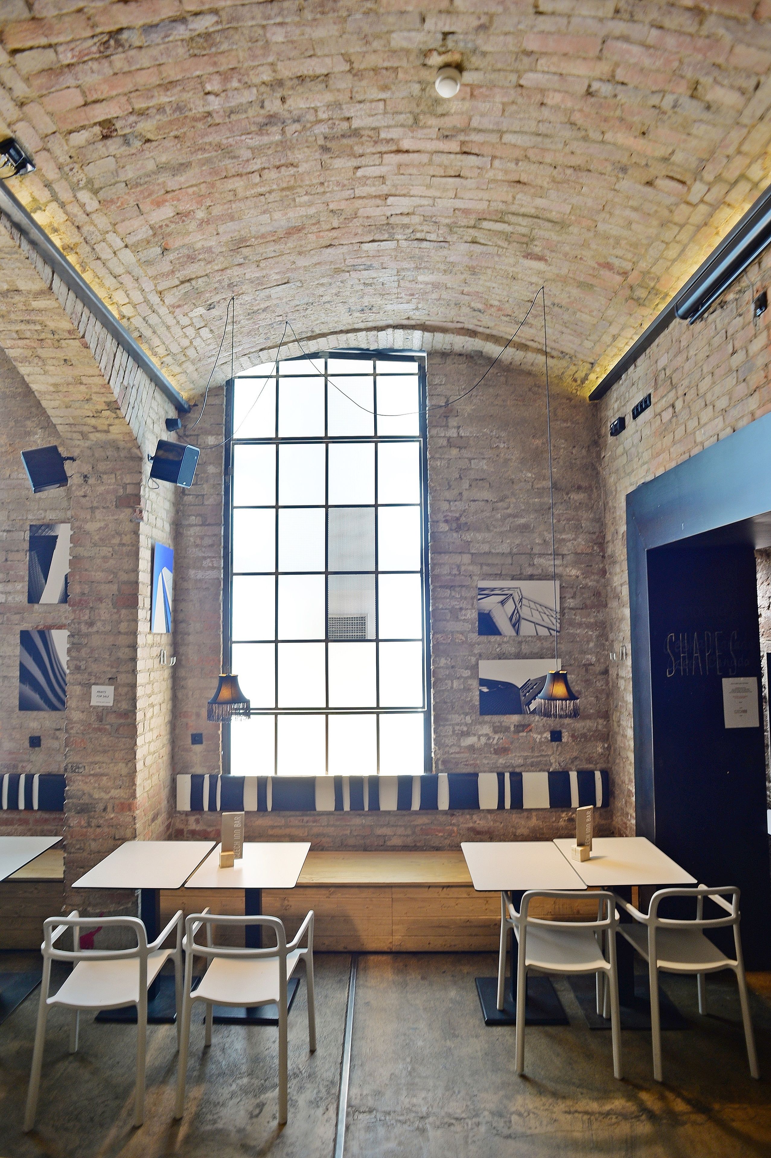 بار (في المنشاة)