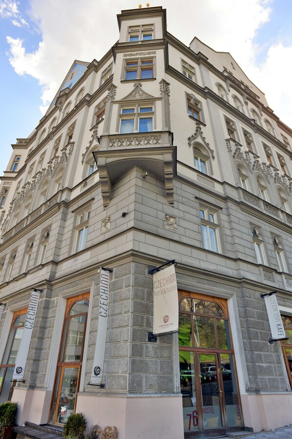 Facciata della struttura