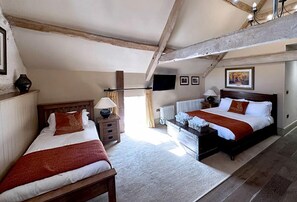 Room - The Crown at Marnhull (Sturminster Newton)
