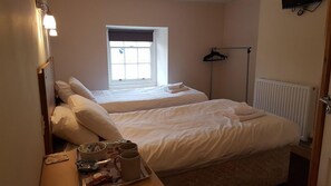 Twin Room - Manor House Inn (Haltwhistle)
