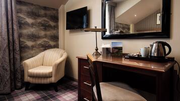 Double or Twin Room | Room amenity