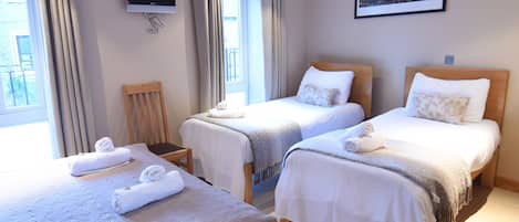 Chambre Quadruple Ăconomique
