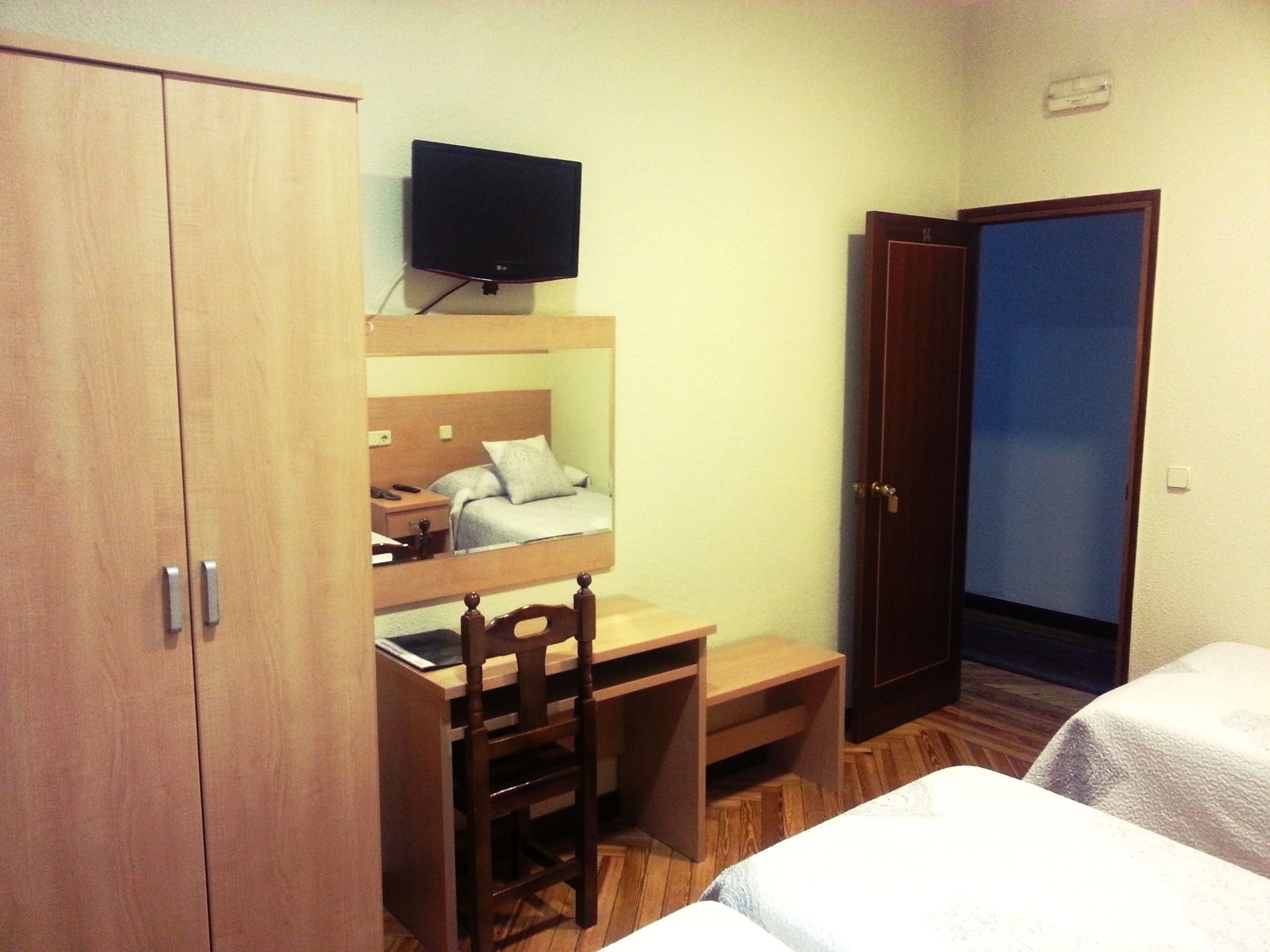 Photo - Hostal Avenida