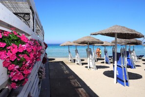 Private beach nearby, sun-loungers, beach umbrellas, beach bar - Delfino Beach Hotel (Marsala)