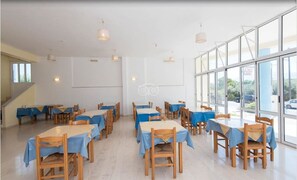 Daily buffet breakfast for a fee - Eleni Palace (Malevizi)