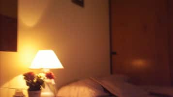 Standard Apartment, 1 Bedroom | Premium bedding, Select Comfort beds, in-room safe