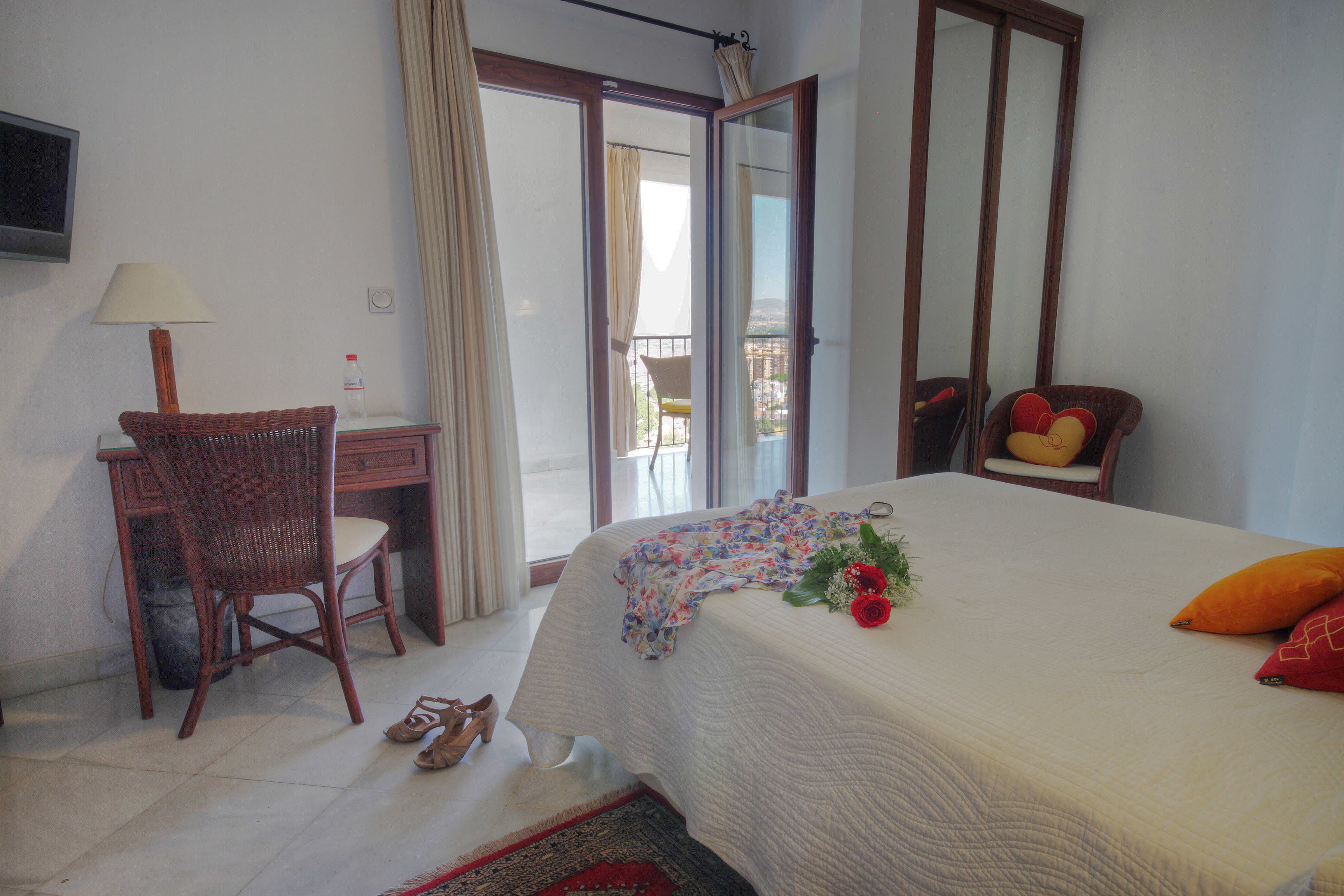 double room, terrace | in-room safe, desk, iron/ironing board, free wifi