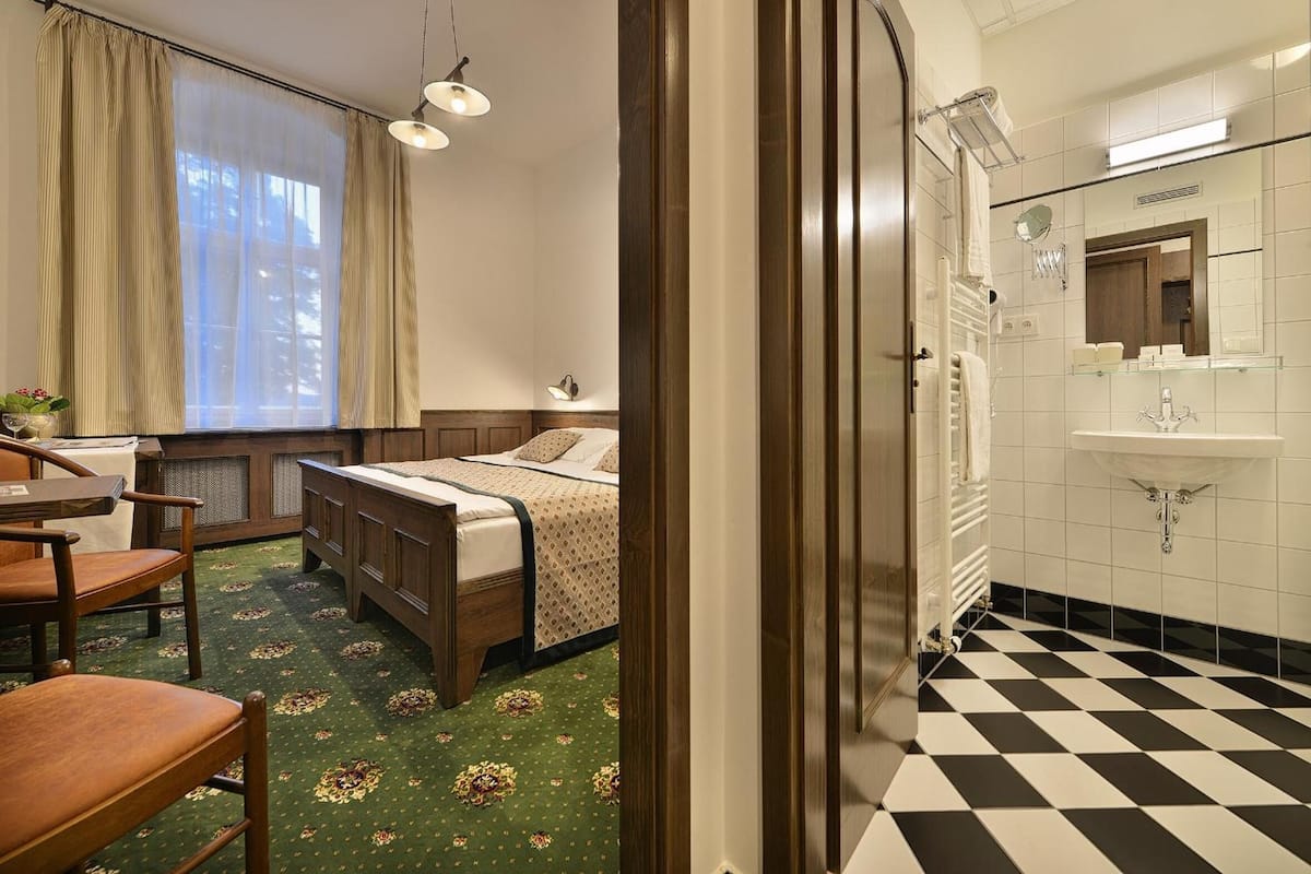 In-room safe, desk, blackout drapes, iron/ironing board (on request)