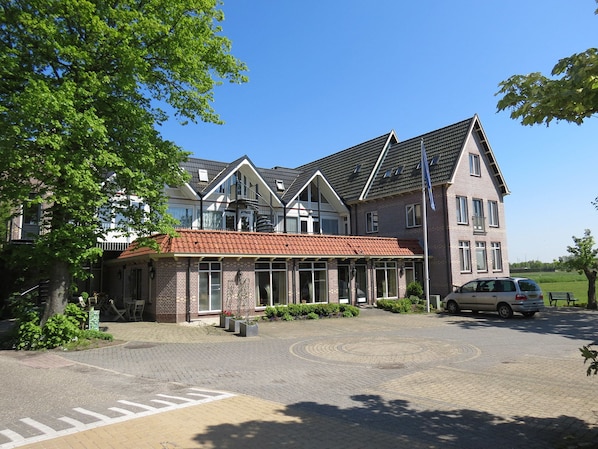 Exterior - Hotel Orion (Kaag)
