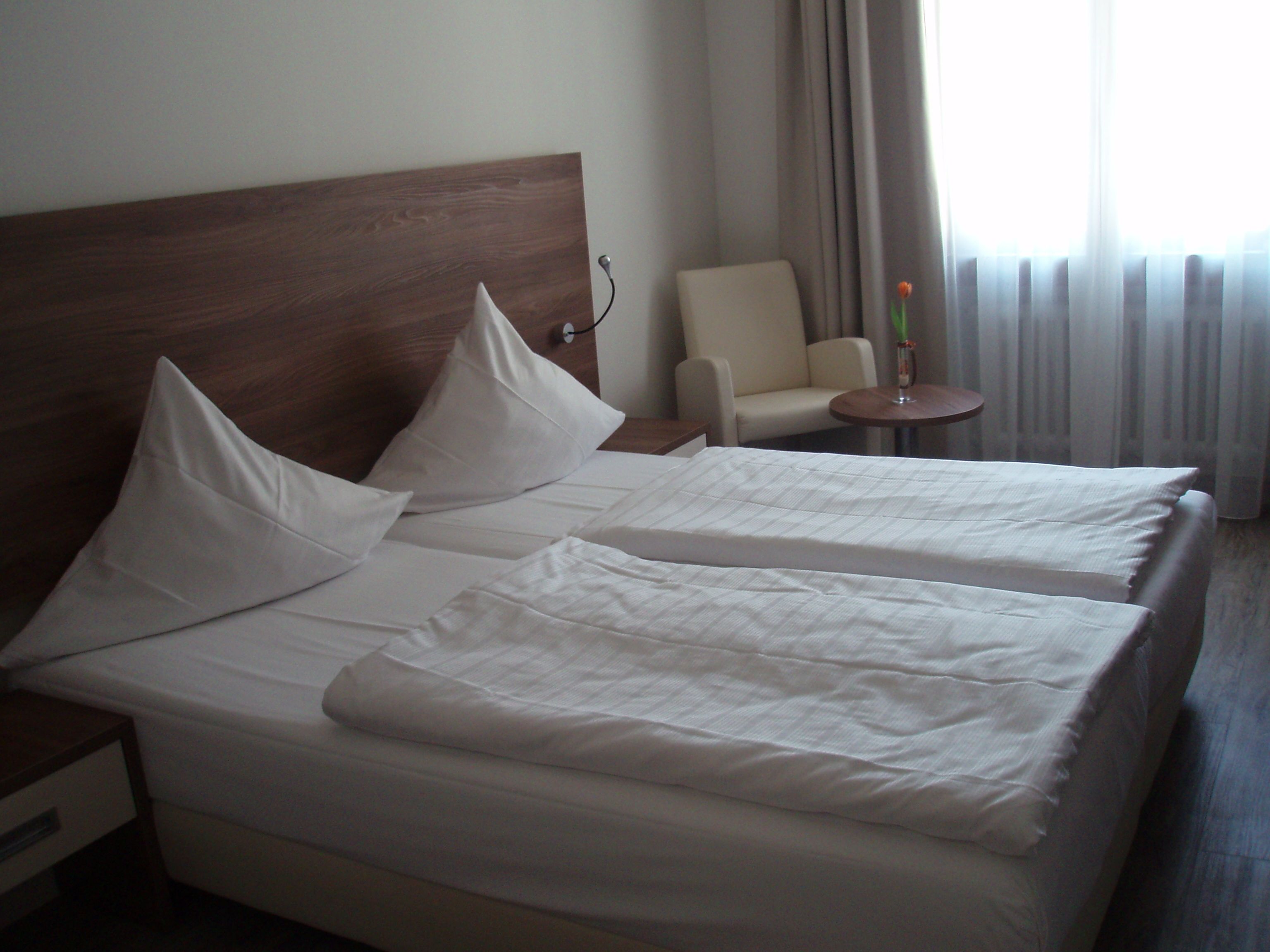 in-room safe, desk, free wifi, bed sheets