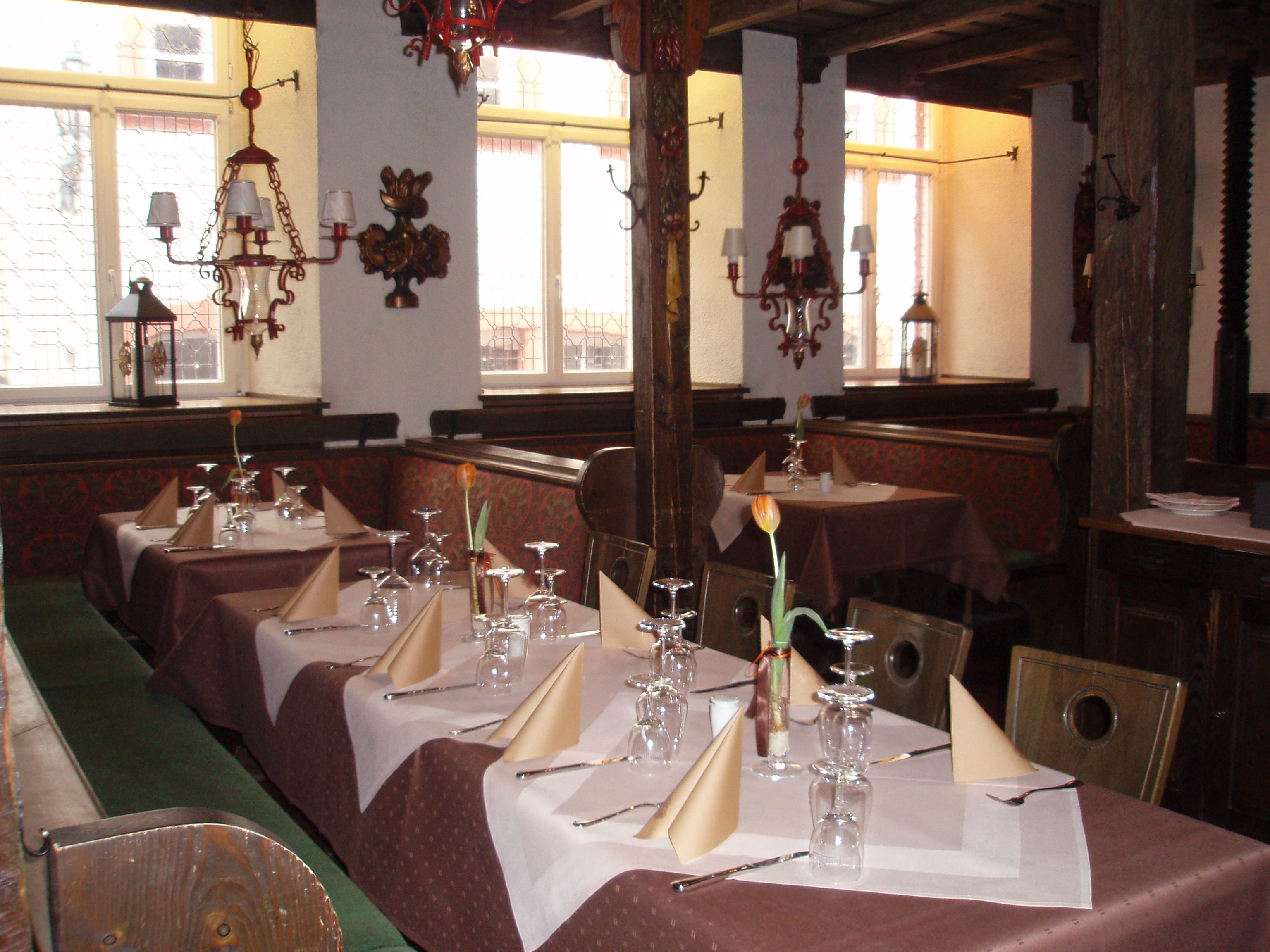 lunch, dinner served; german cuisine, al fresco dining