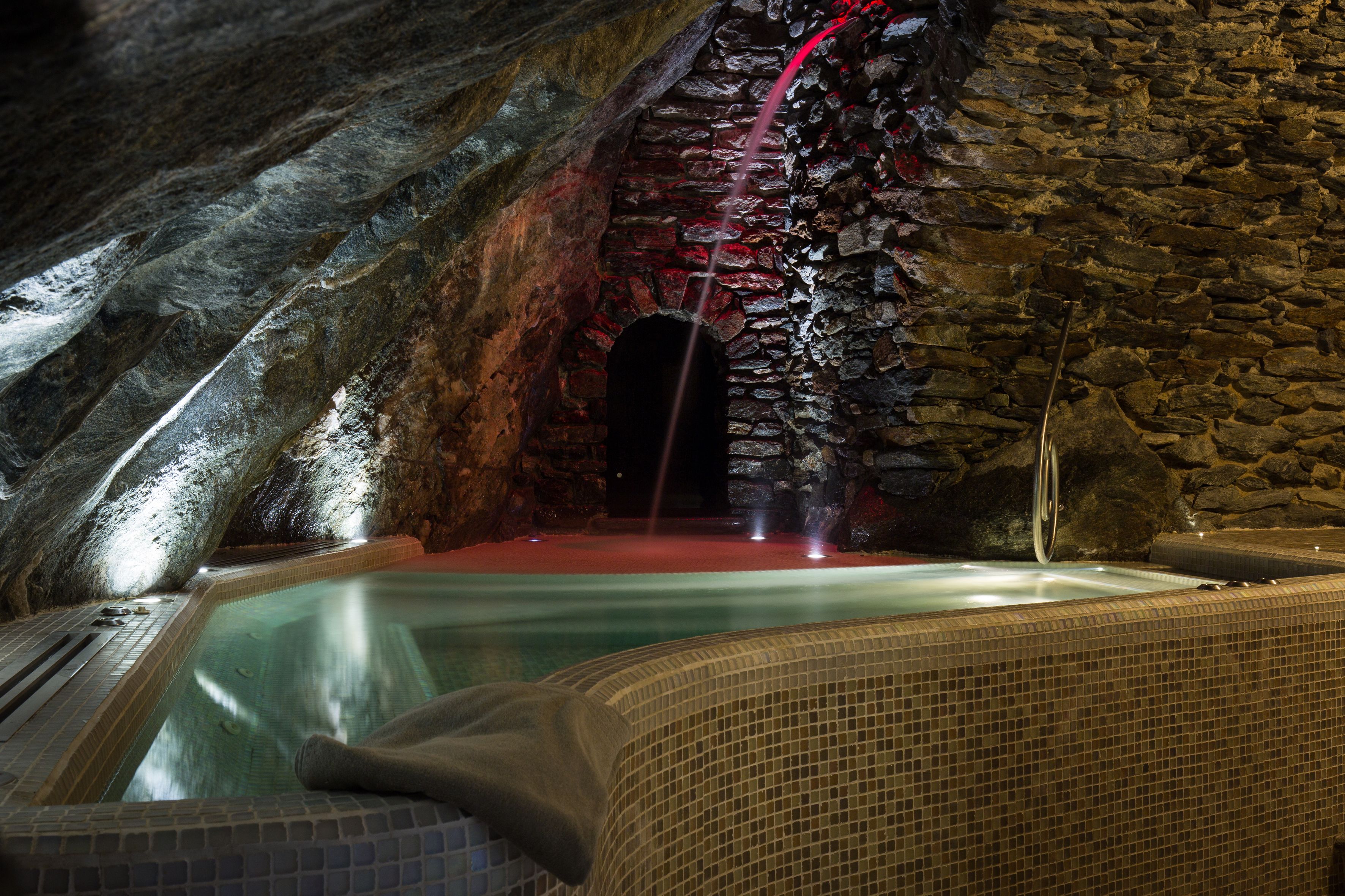 Bain à remous intérieur