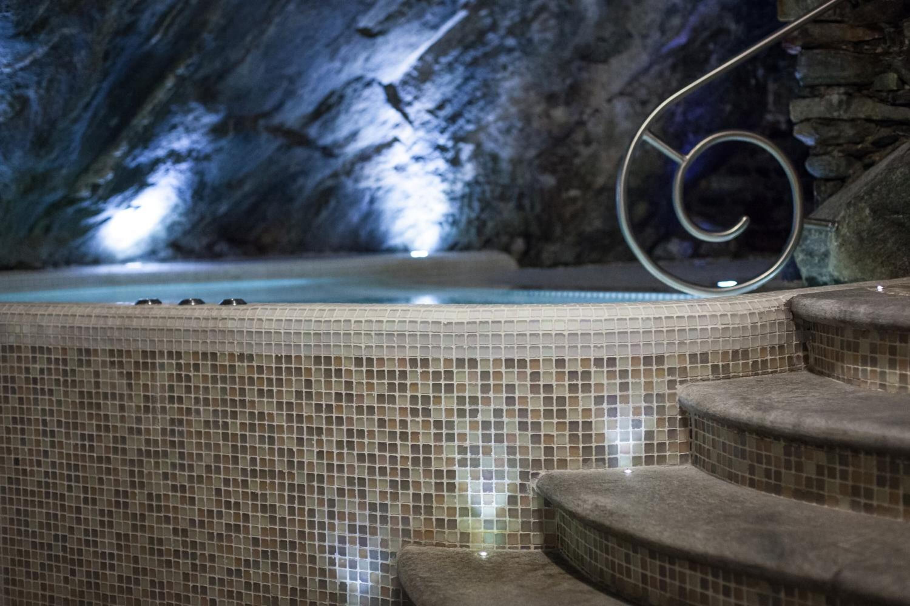 body scrubs, facials, massages