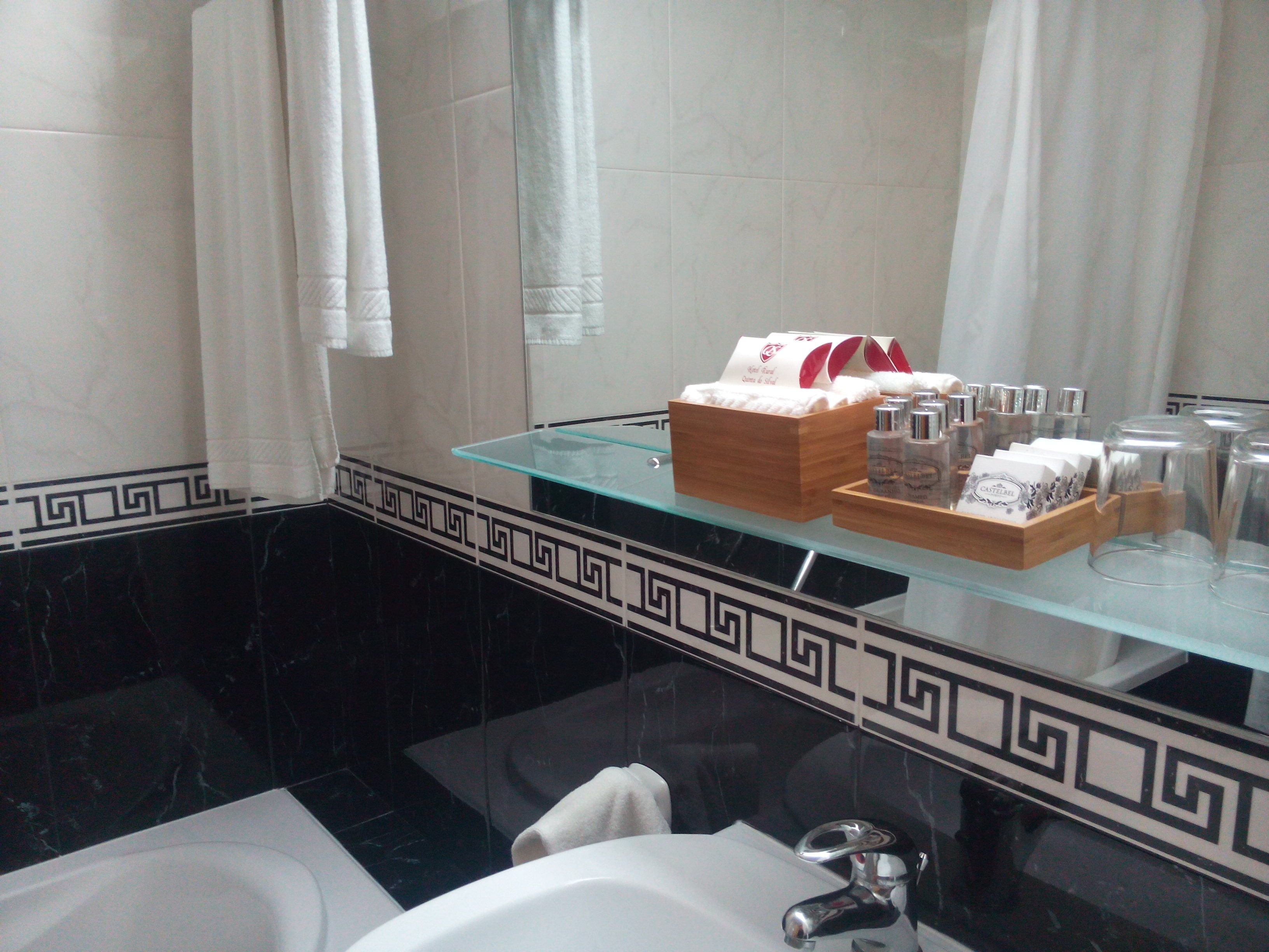 double room, 1 queen bed, mountain view | bathroom | combined shower/bathtub, free toiletries, hair dryer, bathrobes