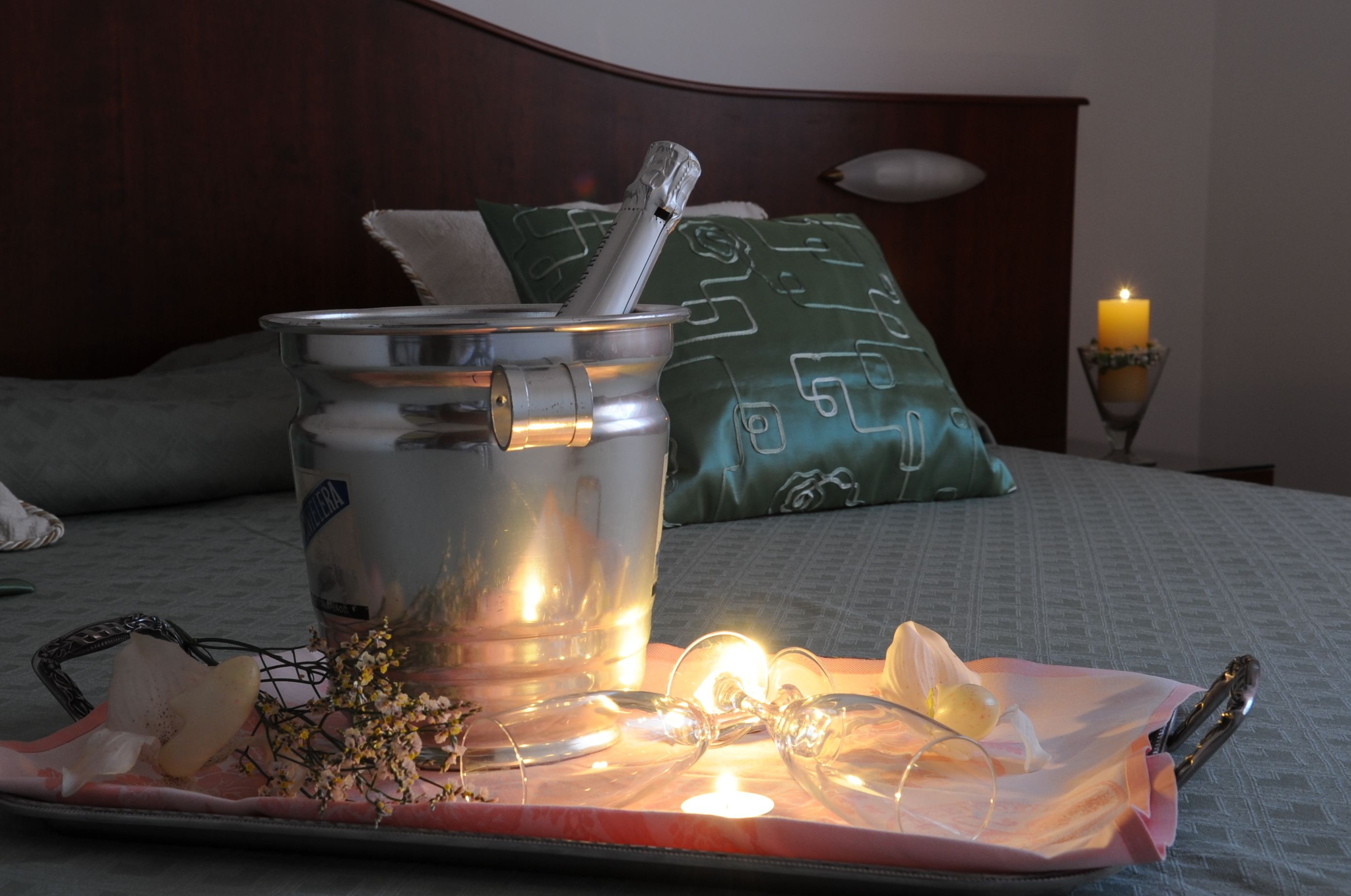 minibar, in-room safe, desk, soundproofing