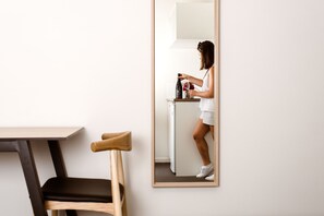 Chambre Exécutive, 1 très grand lit | Coin séjour | Télévision à écran plat