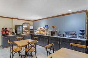 Free daily buffet breakfast