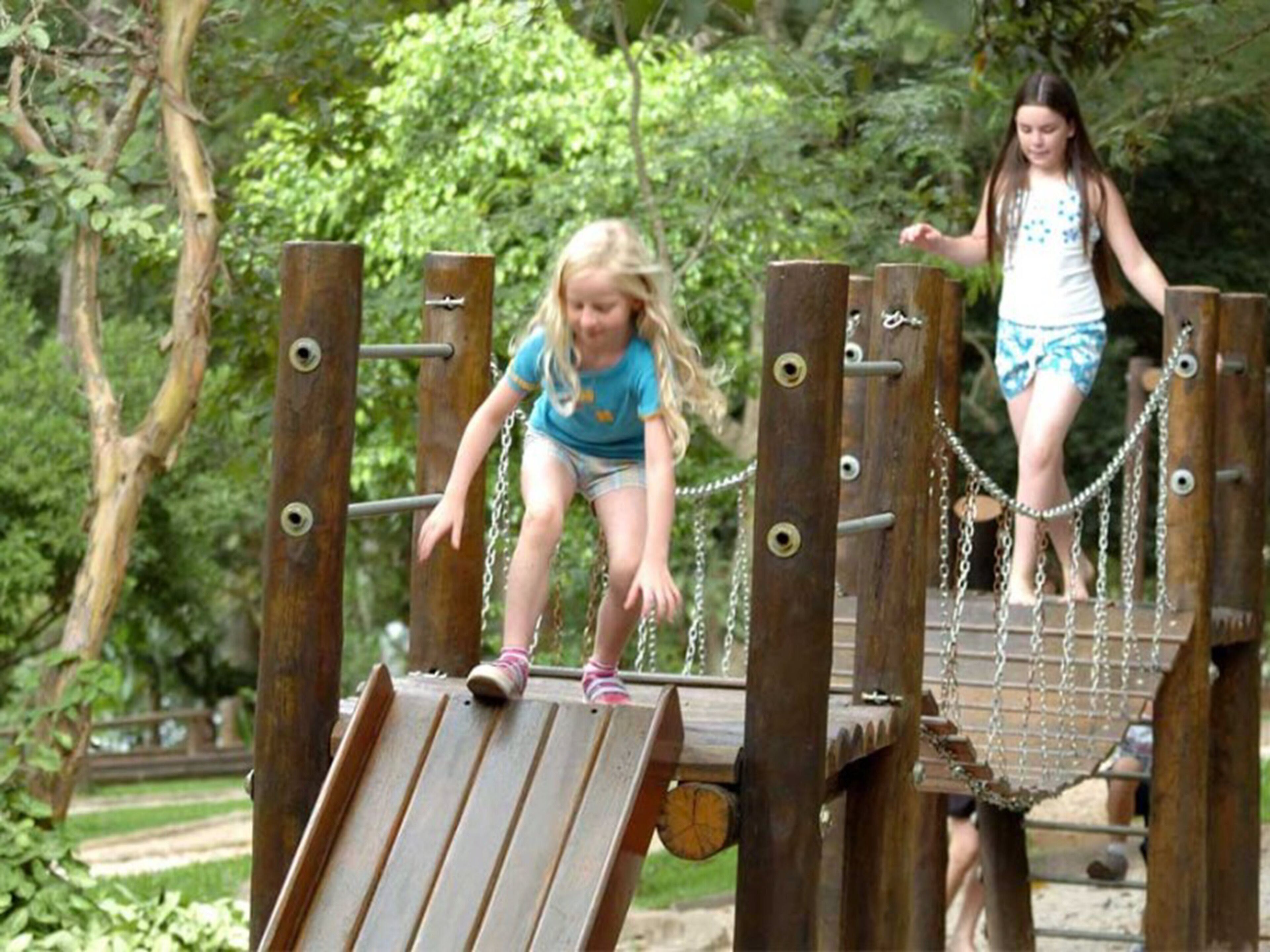 children’s play area – outdoor