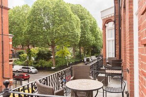 Balcony - Presidential Apartments - Kensington (London)
