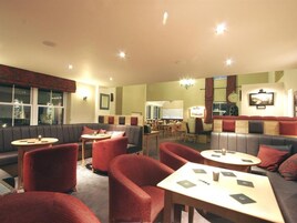 Desayuno (con cargo)