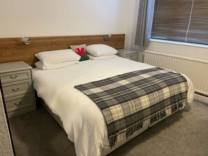 Standard Double or Twin Room, Ensuite - Salutation Inn (Crymych)