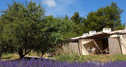 VVF Luberon Provence, Murs