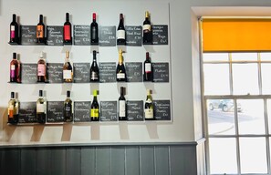 Lunch and dinner served - Cove Bay Hotel (Aberdeen)
