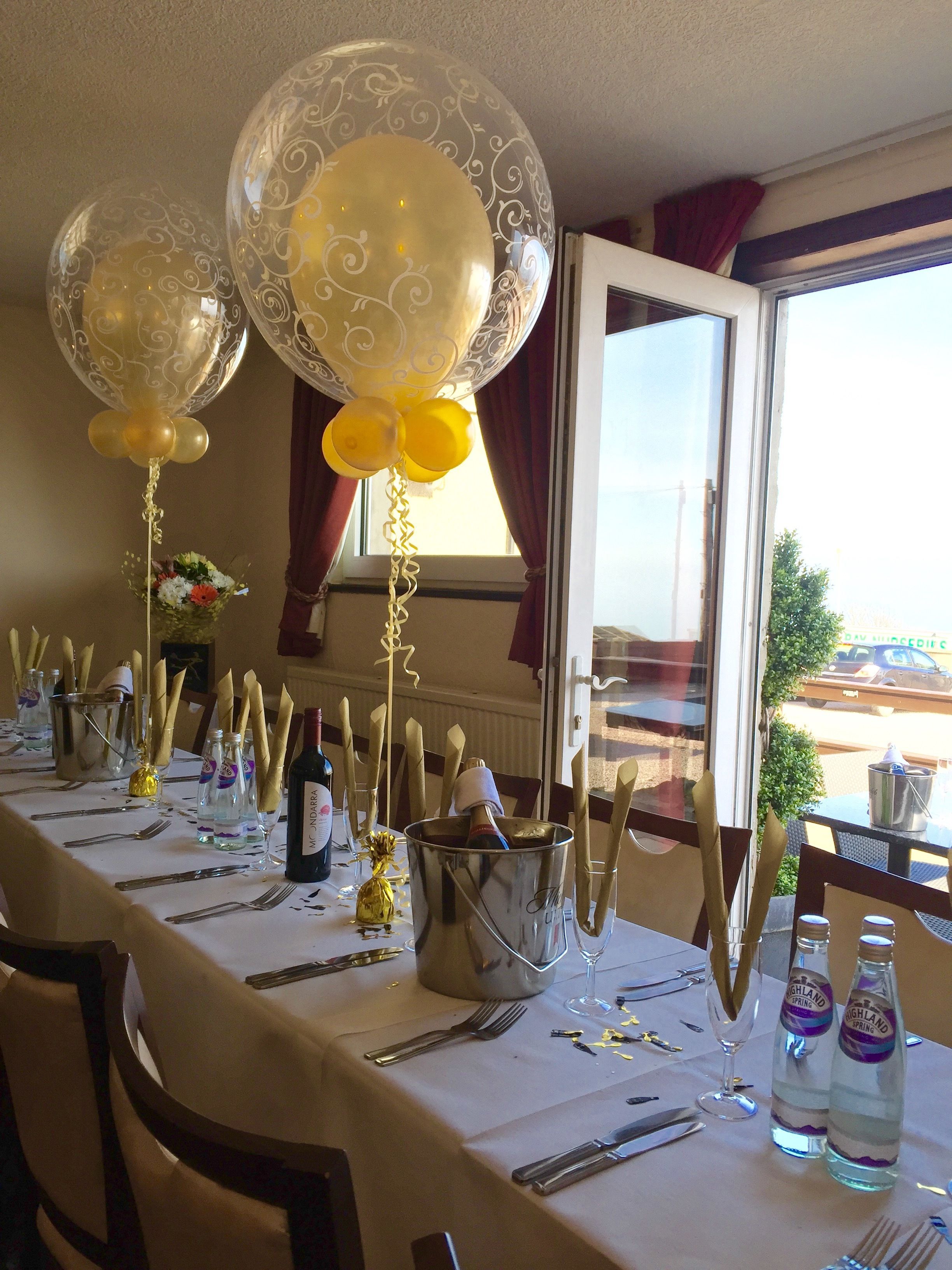 lunch, dinner served; regional cuisine, sea views