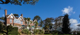 Orestone Manor