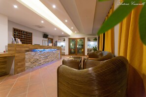 Lobby - Residence Hotel La Taverna (Ricadi)