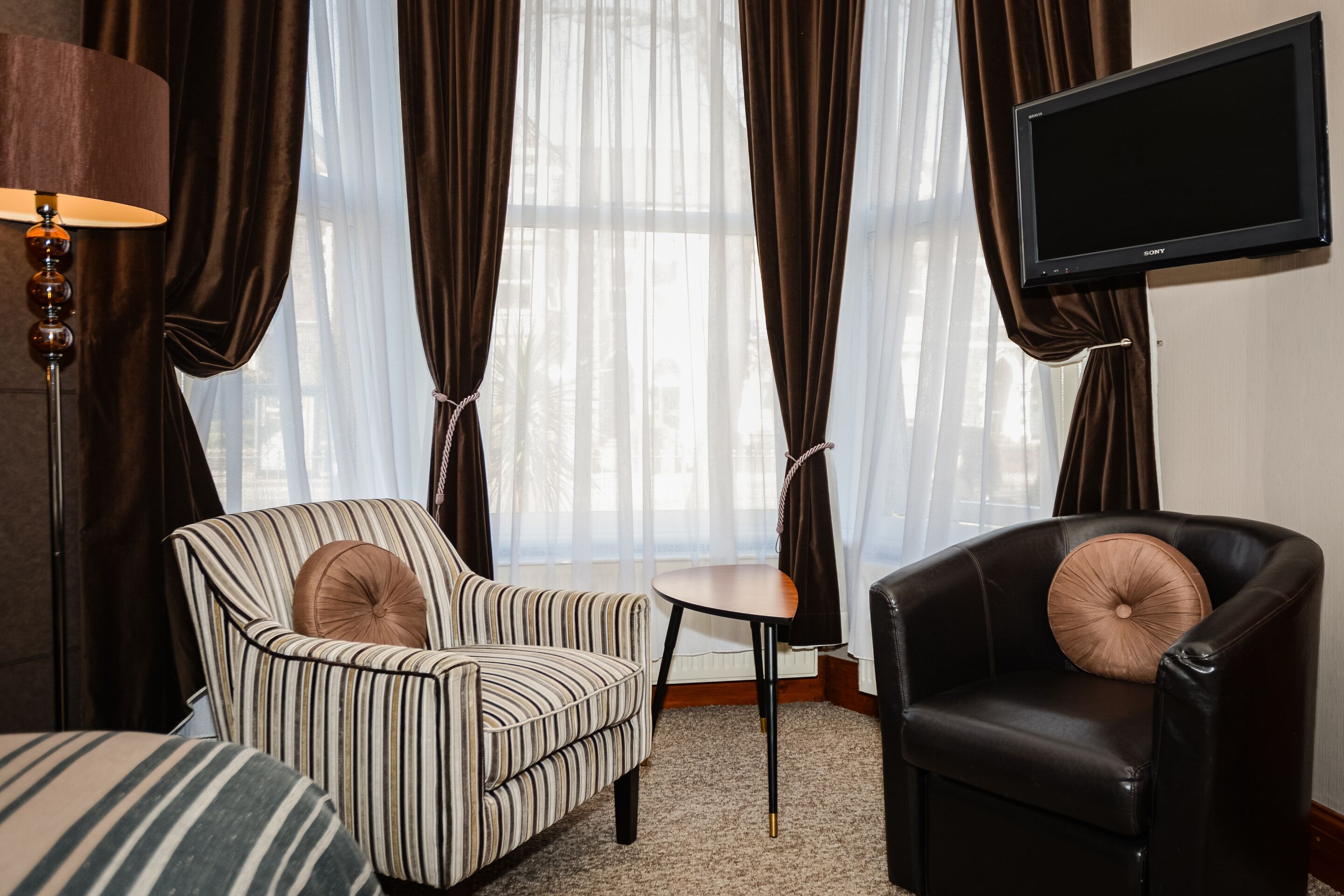 标准双床房, 独立浴室