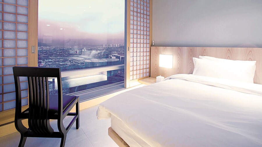 グランド メルキュール アンバサダー チャンウォン