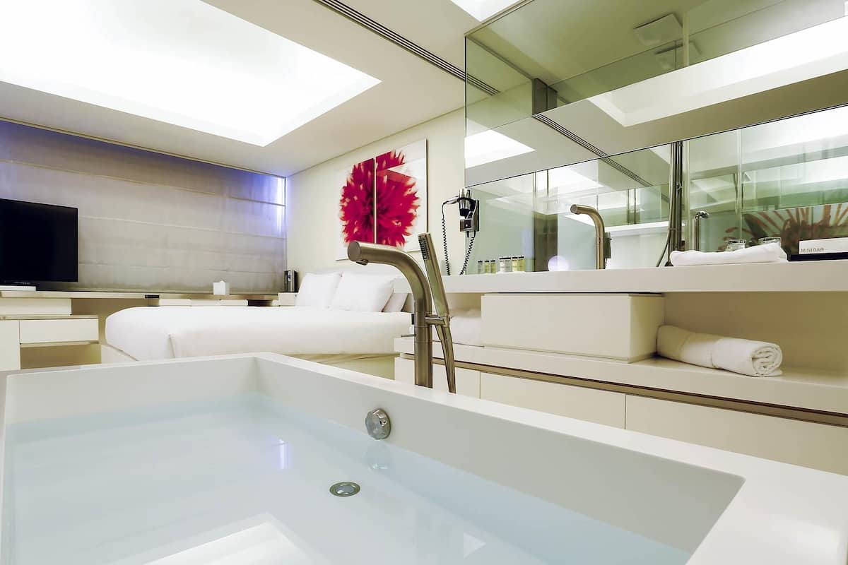 Suite, 1 King Bed (Residential) | Premium bedding, minibar, in-room safe, individually decorated