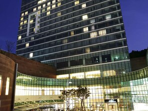 Exterior - Grand Mercure Ambassador Changwon (Changwon)